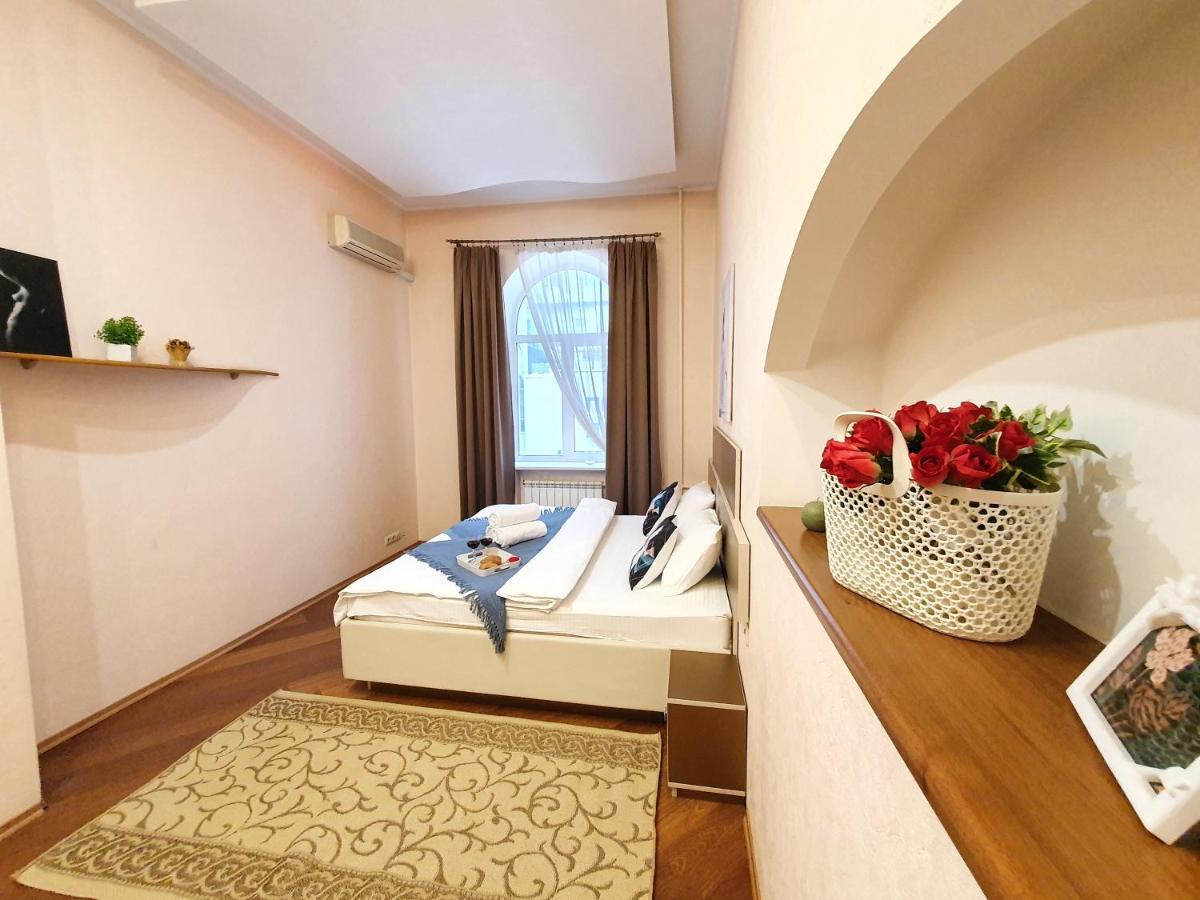 Inn Home Apartments - Pechersk Area Kiev Luaran gambar