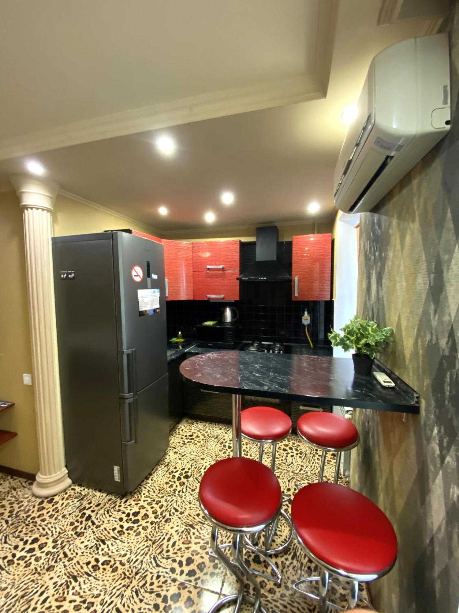 Inn Home Apartments - Pechersk Area Kiev Luaran gambar