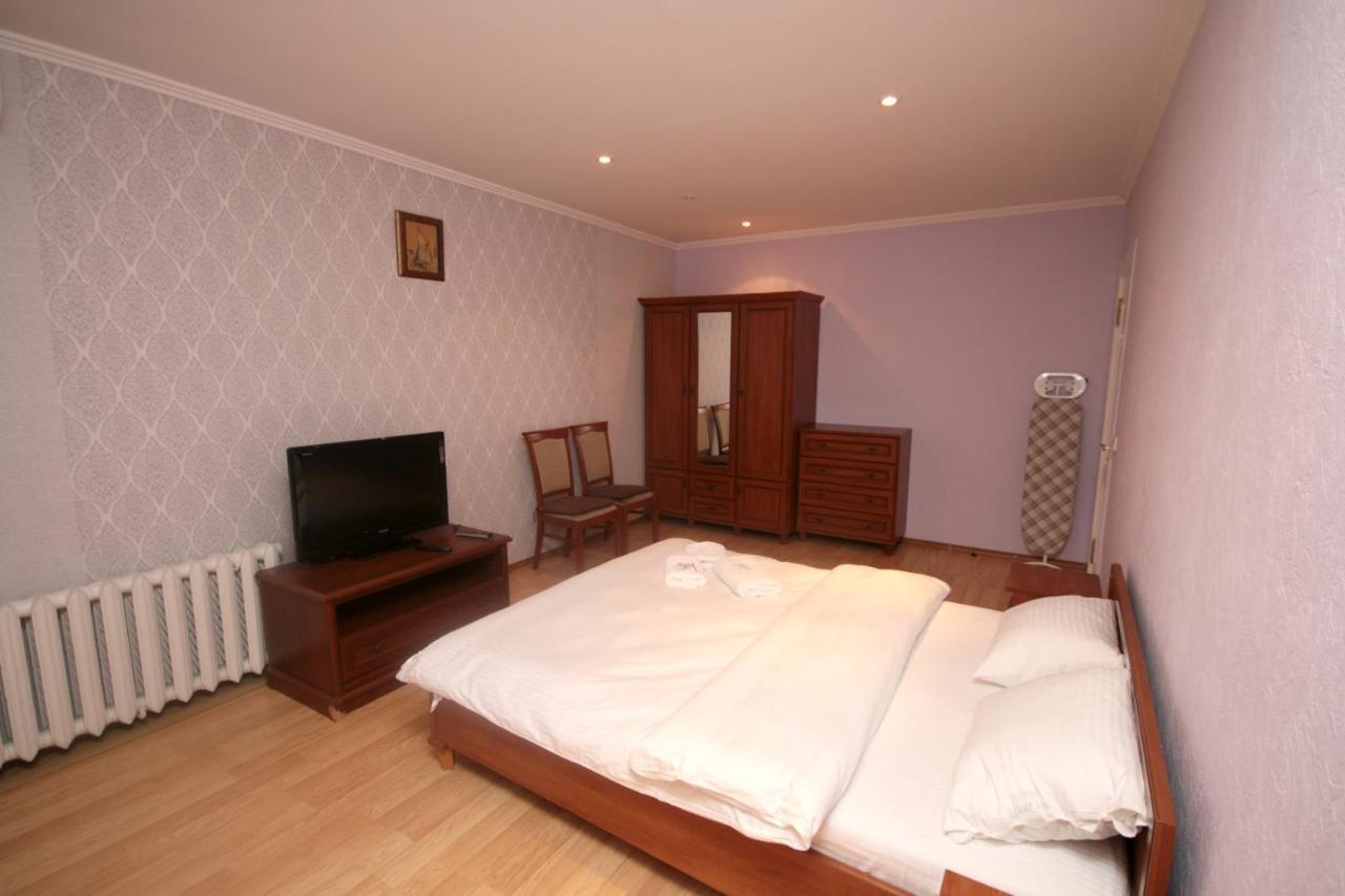 Inn Home Apartments - Pechersk Area Kiev Luaran gambar