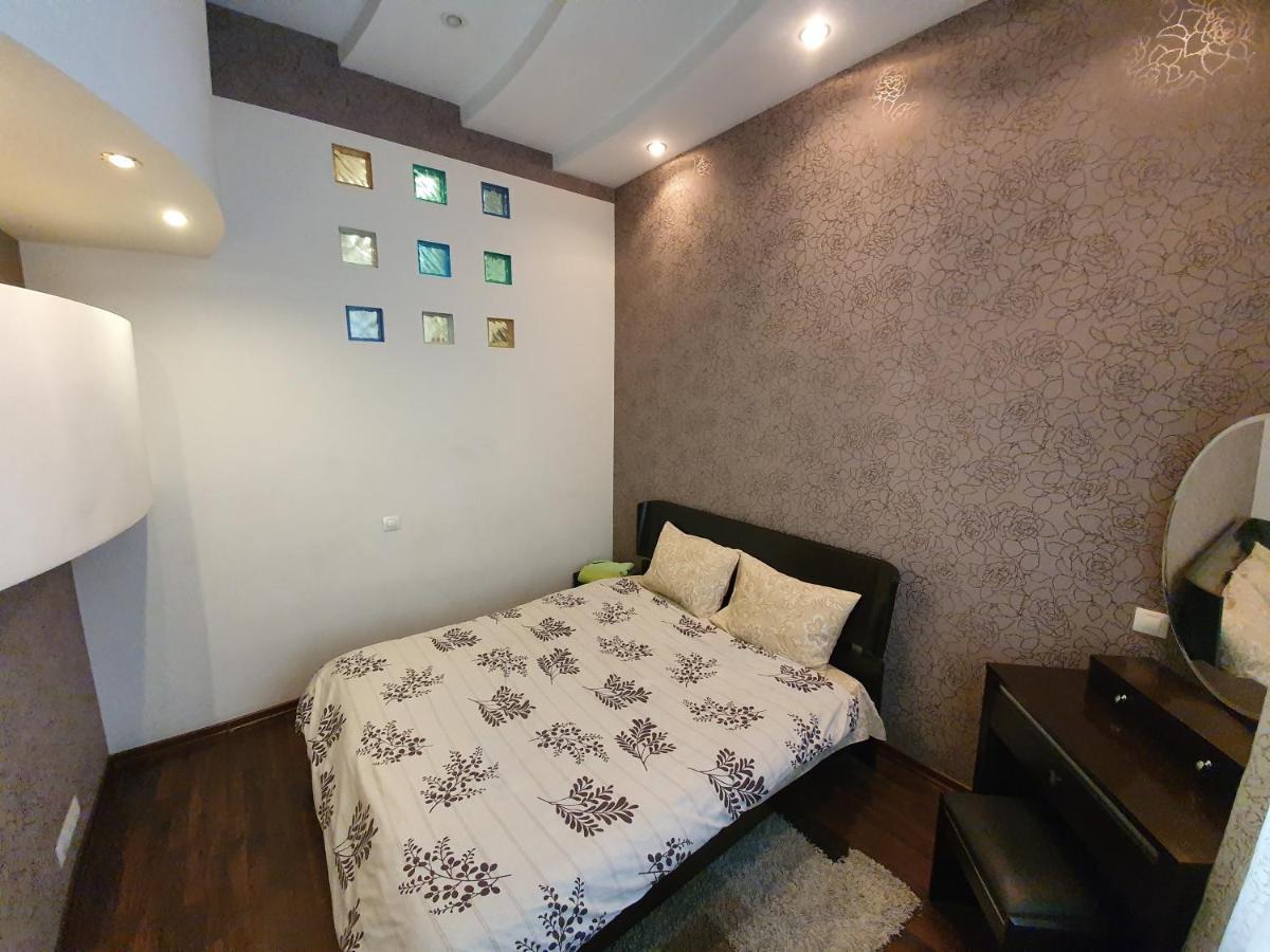 Inn Home Apartments - Pechersk Area Kiev Luaran gambar